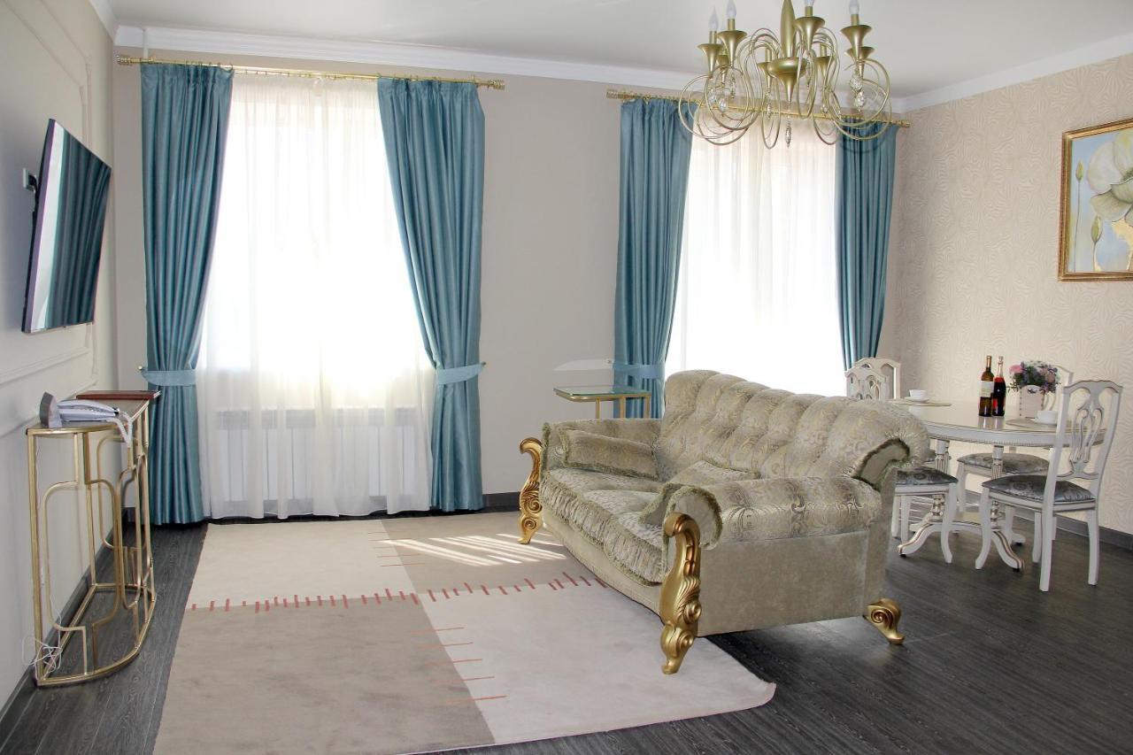 Golden Park Hotel Павлодар Экстерьер фото