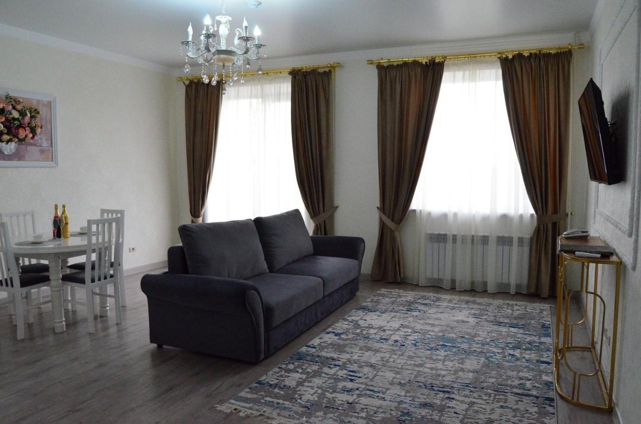 Golden Park Hotel Павлодар Экстерьер фото