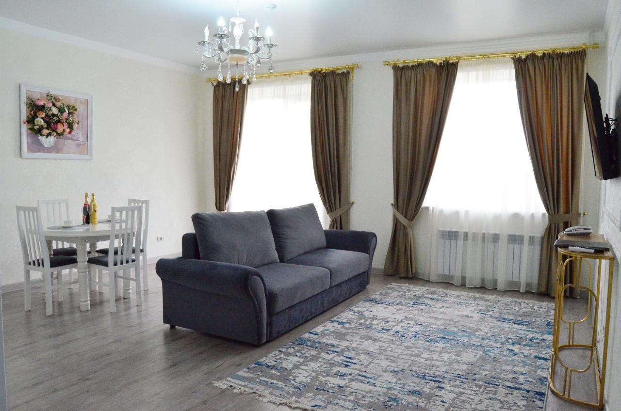 Golden Park Hotel Павлодар Экстерьер фото