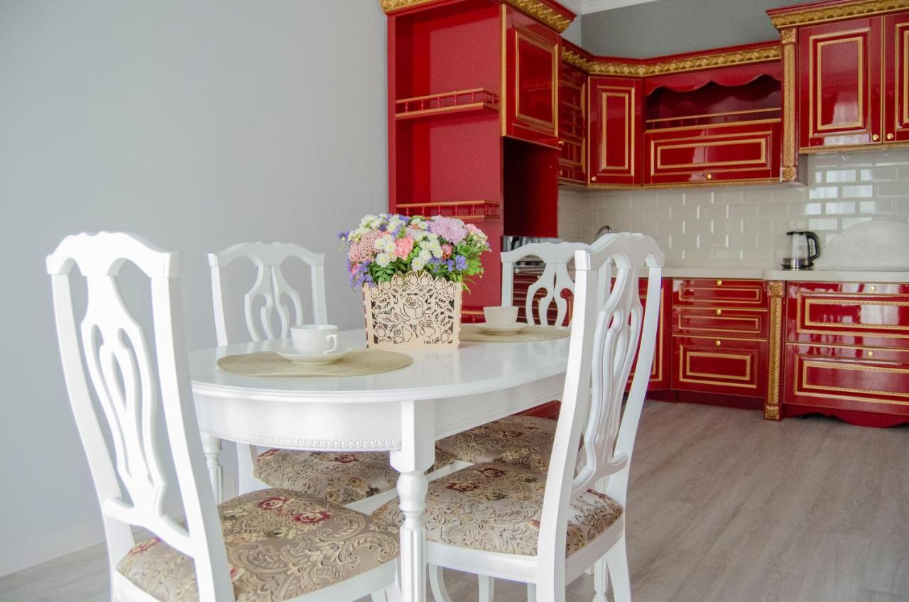 Golden Park Hotel Павлодар Экстерьер фото