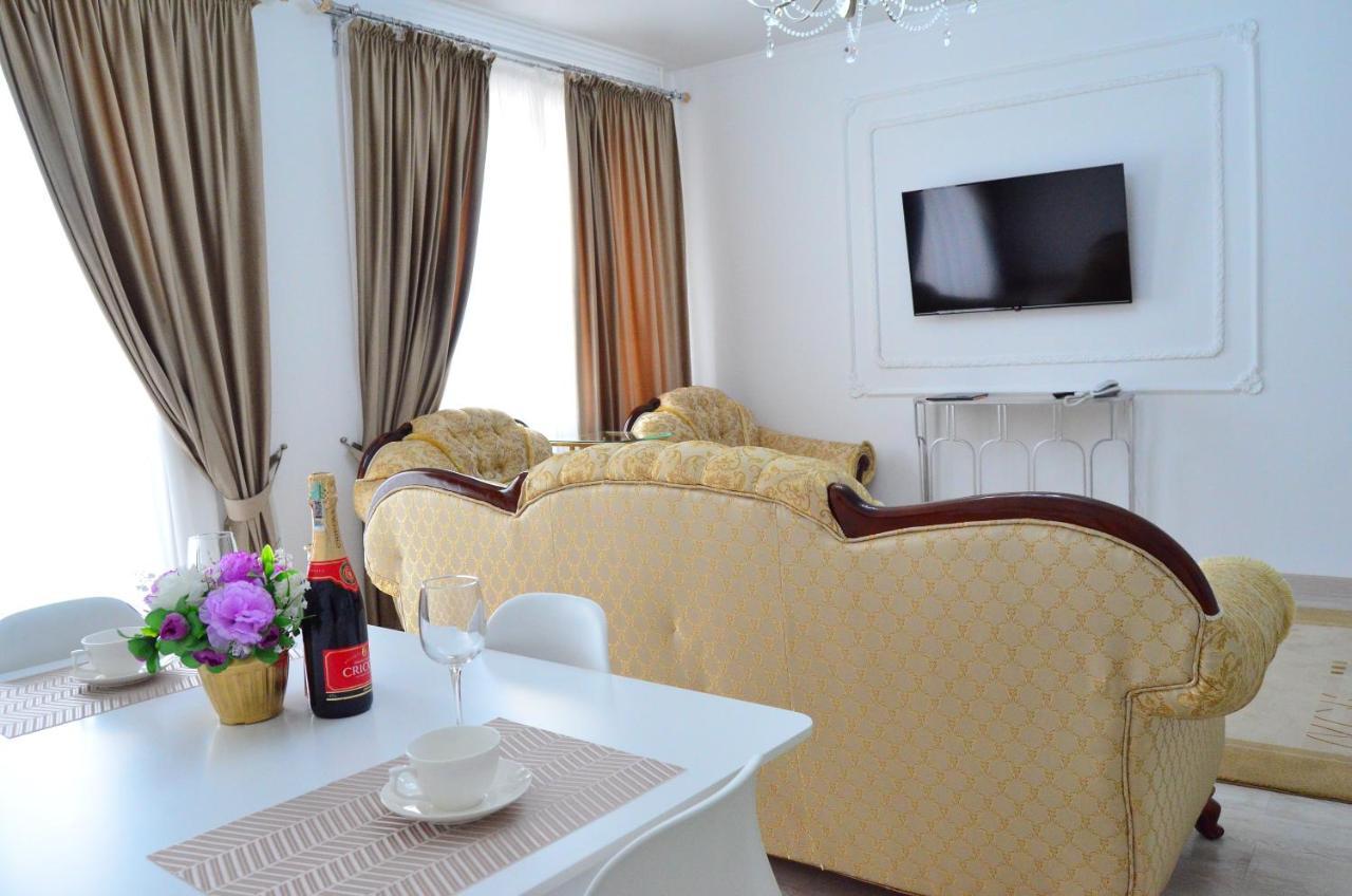 Golden Park Hotel Павлодар Экстерьер фото