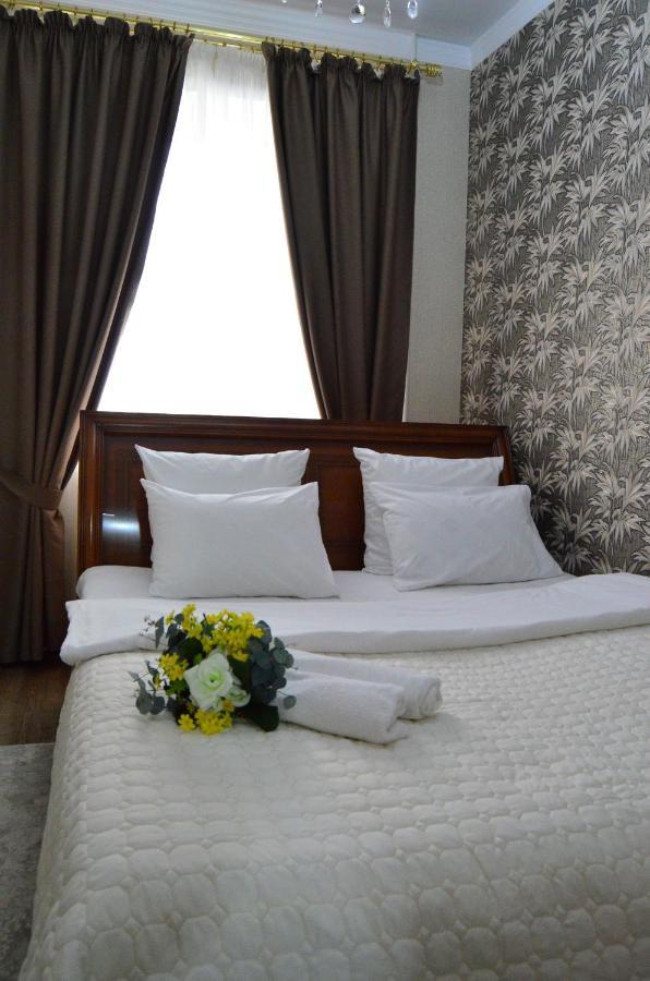 Golden Park Hotel Павлодар Экстерьер фото