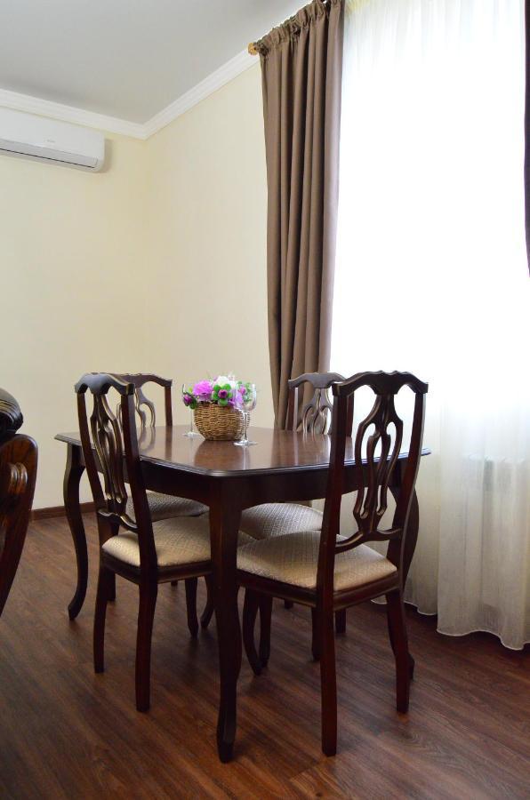Golden Park Hotel Павлодар Экстерьер фото
